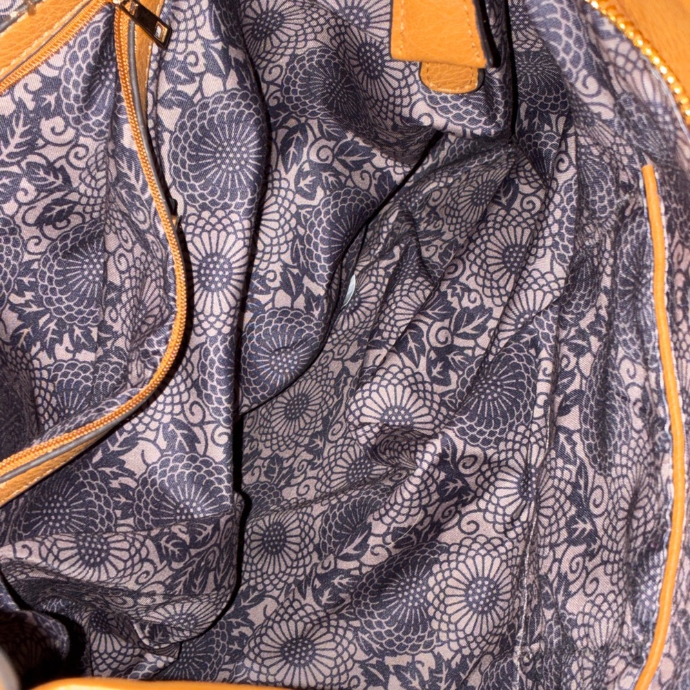 Urban Expressions Handbag Tote Style (Pecan Color) - Picture 13 of 14